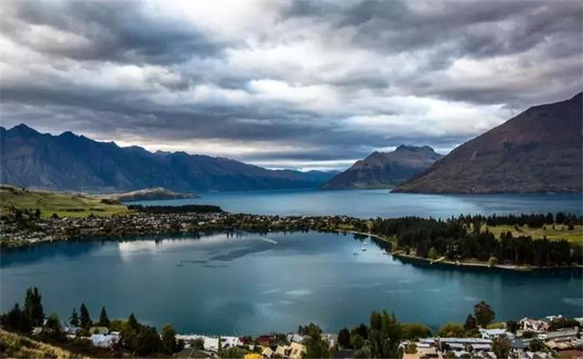 新西兰留学学校选择，该以哪方面为标准呢?